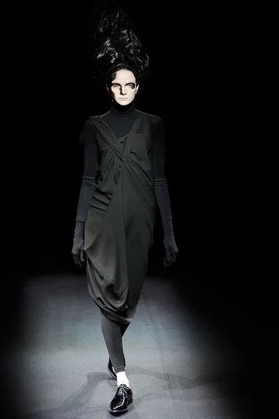 Look 23
